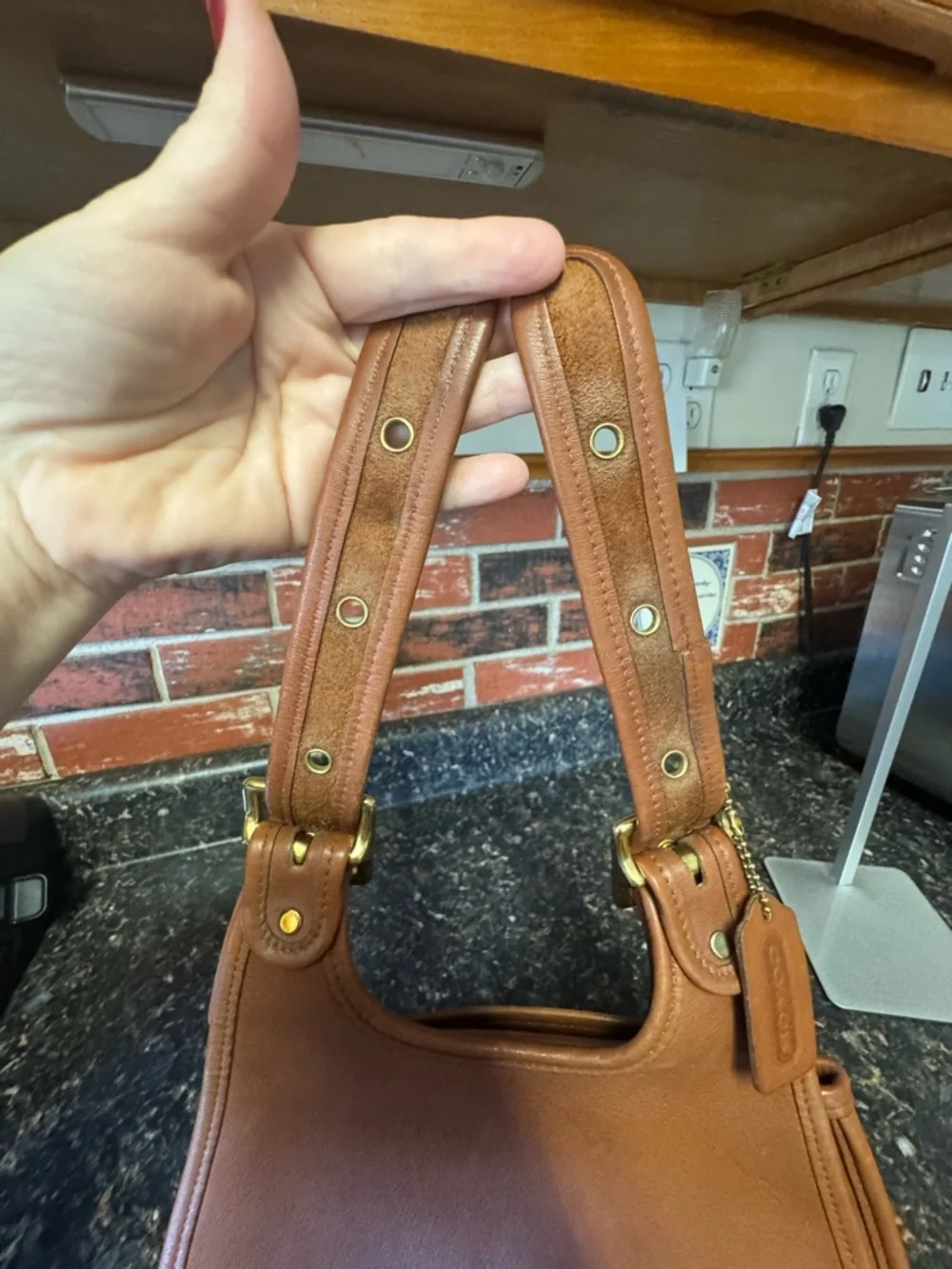 Vintage Coach Crescent Bag 9988 British Tan Leather Shoulder Bag USA - Picture 6 of 16